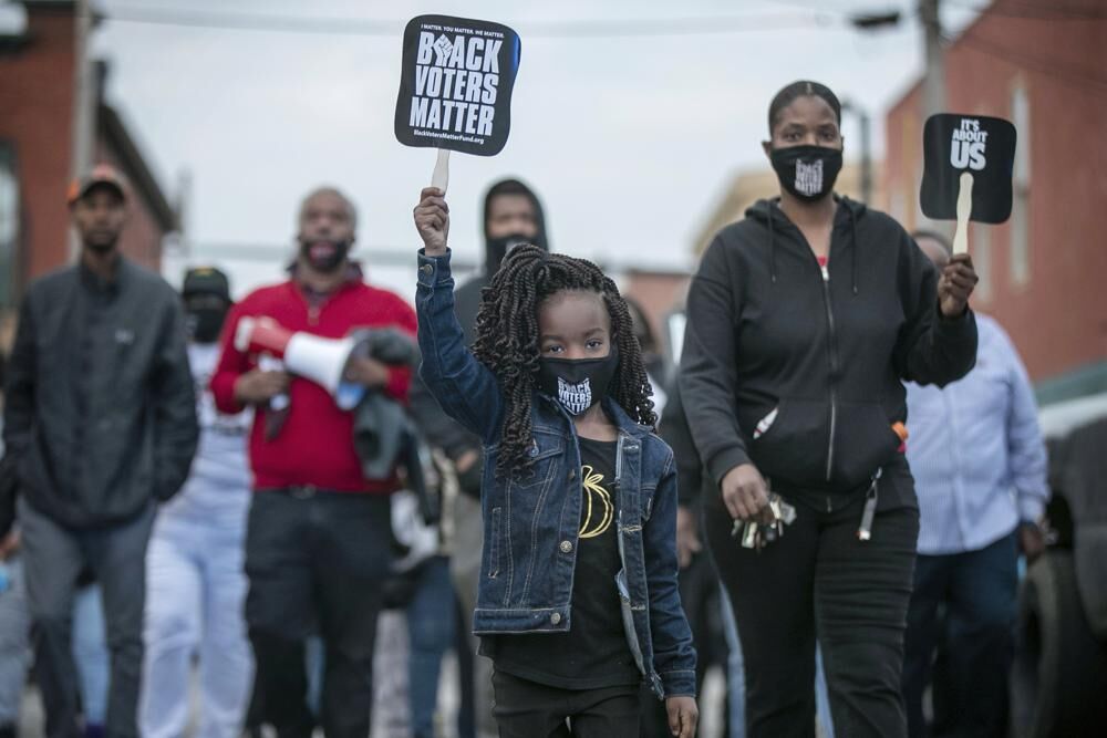 six yo marches